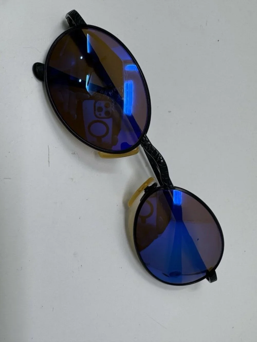 Vintage REVO PYTHON Black Metal Oval Mirror Sunglasses Scratches On Glass Lenses
